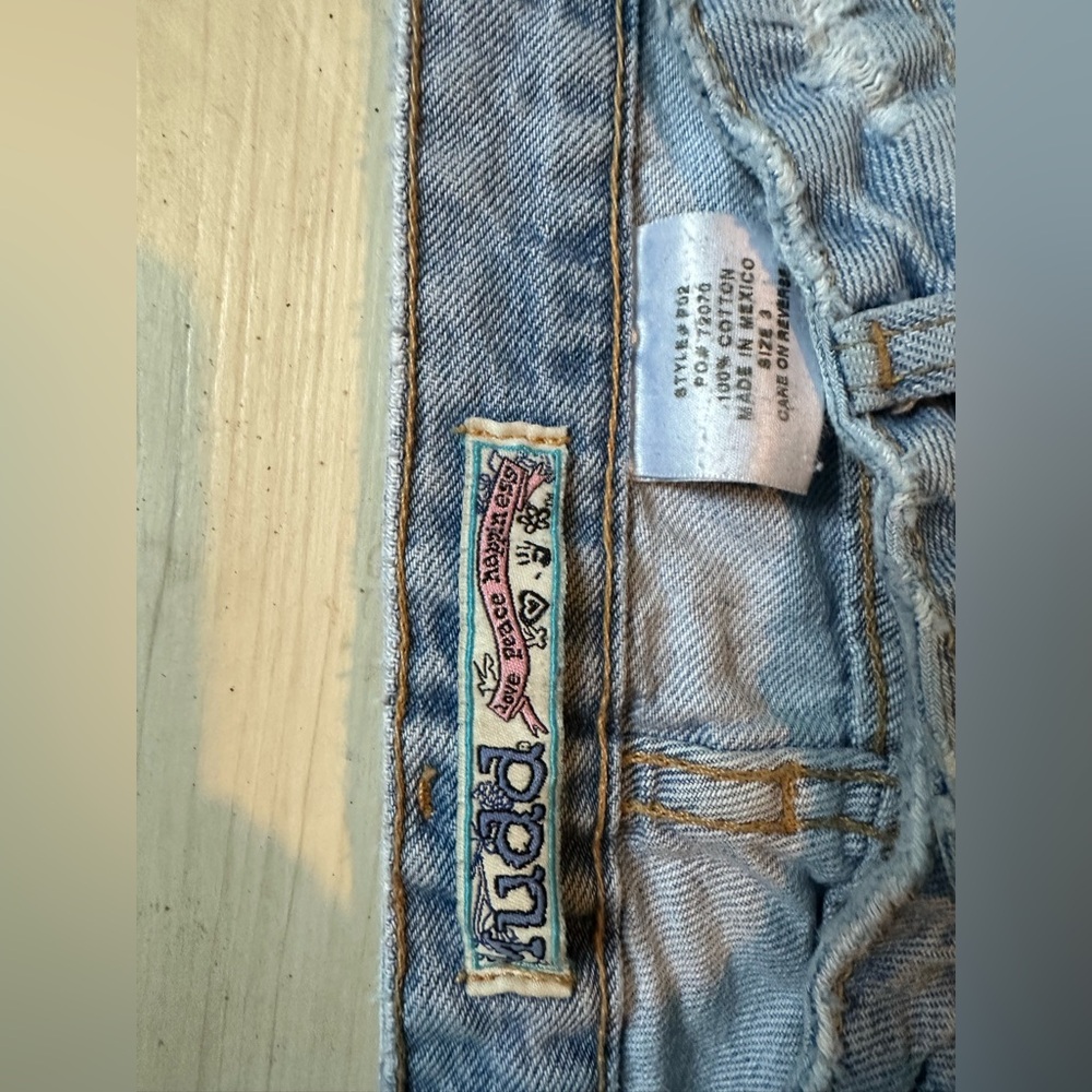Short jeans